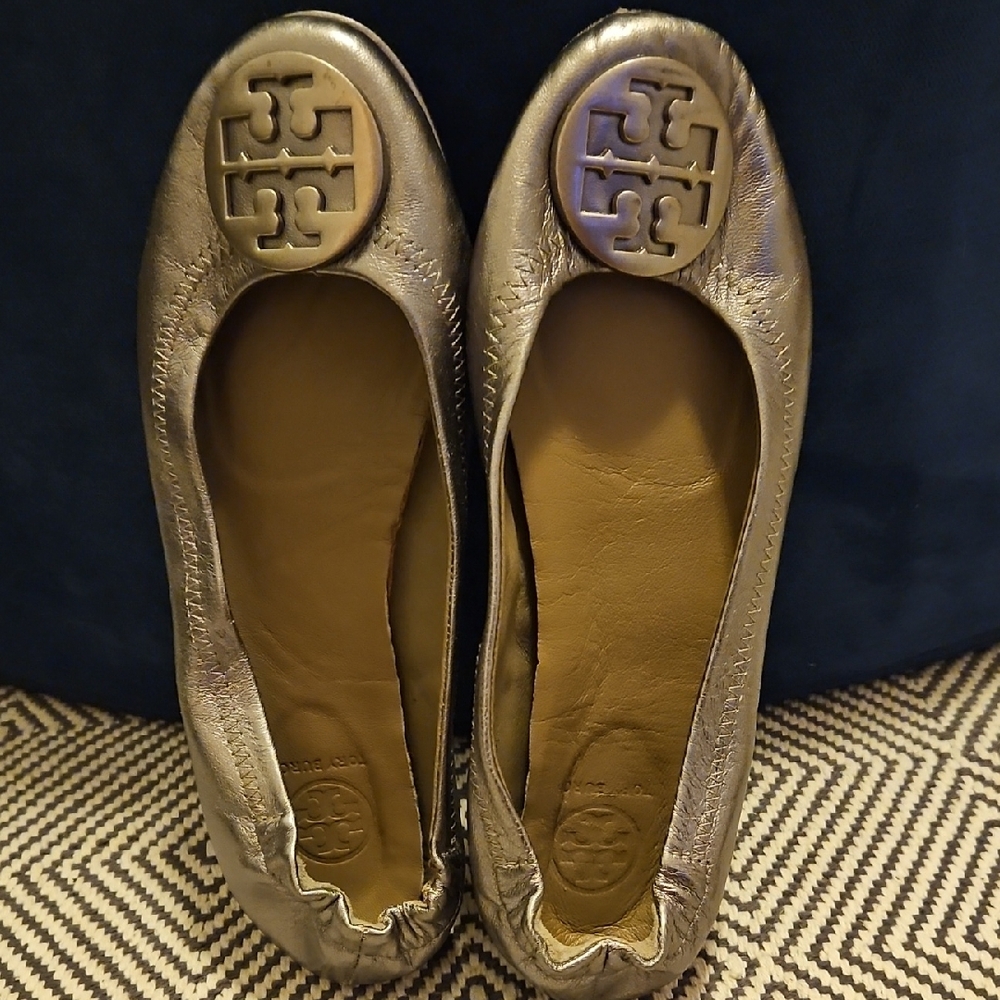 Tory Burch Silver Metallic Ballet Flats